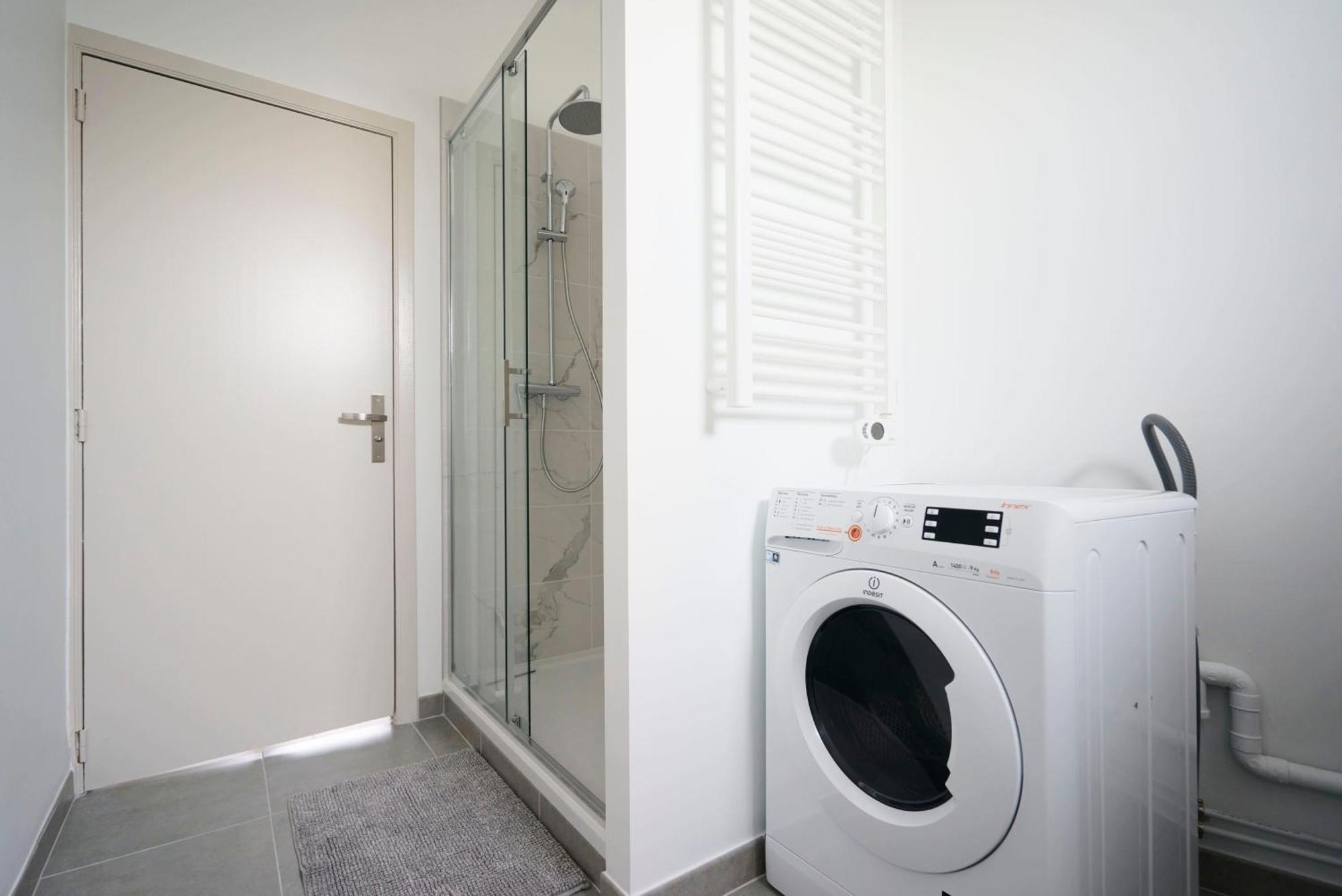 Locationstourcoing - Le Dron Apartment ภายนอก รูปภาพ