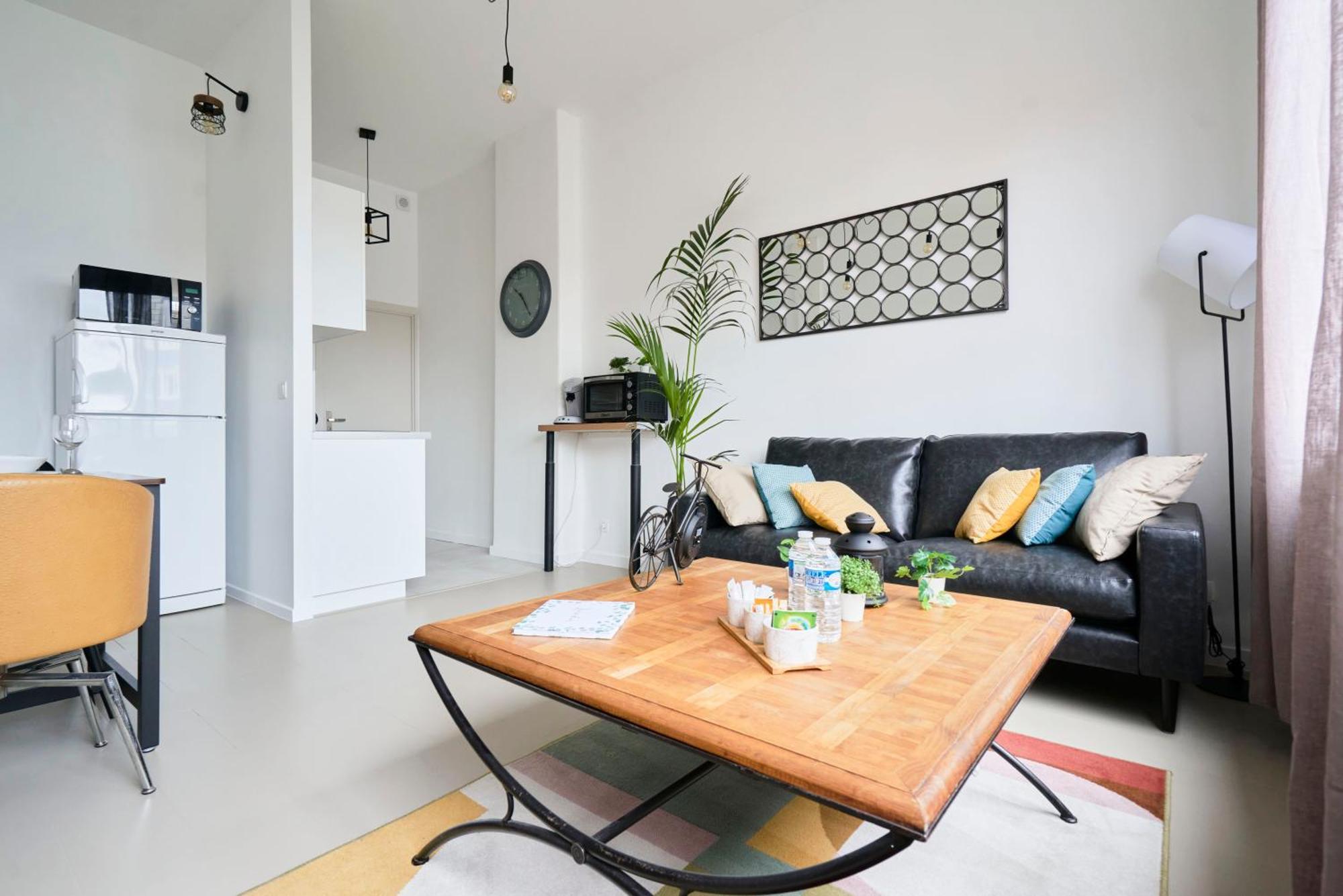 Locationstourcoing - Le Dron Apartment ภายนอก รูปภาพ