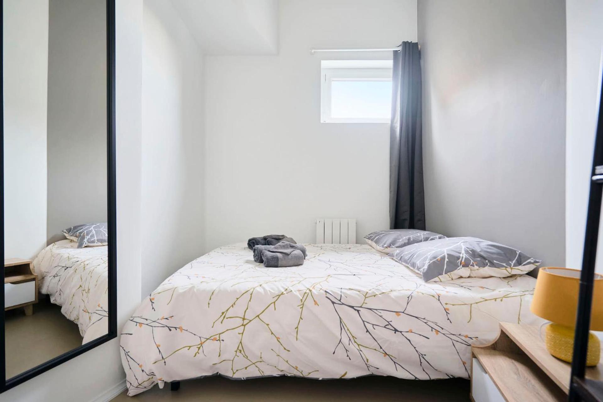 Locationstourcoing - Le Dron Apartment ภายนอก รูปภาพ
